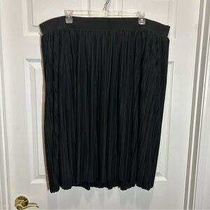 Torrid Black A-Line Pleated Skirt